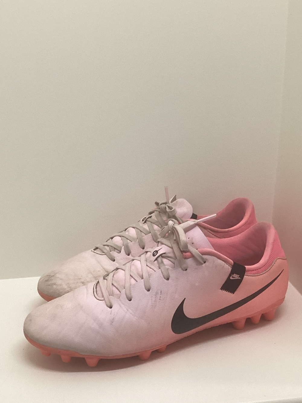 Nike Tiempo Pre-Owned Men’s 10.5